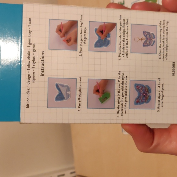 Diamond dots keychain dinosaur, butterfly craft lot - Picture 5 of 5